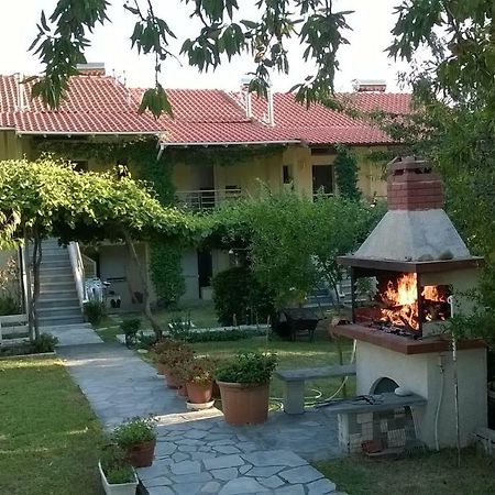 Asterias Maisonette & Apartments Kariani Bagian luar foto