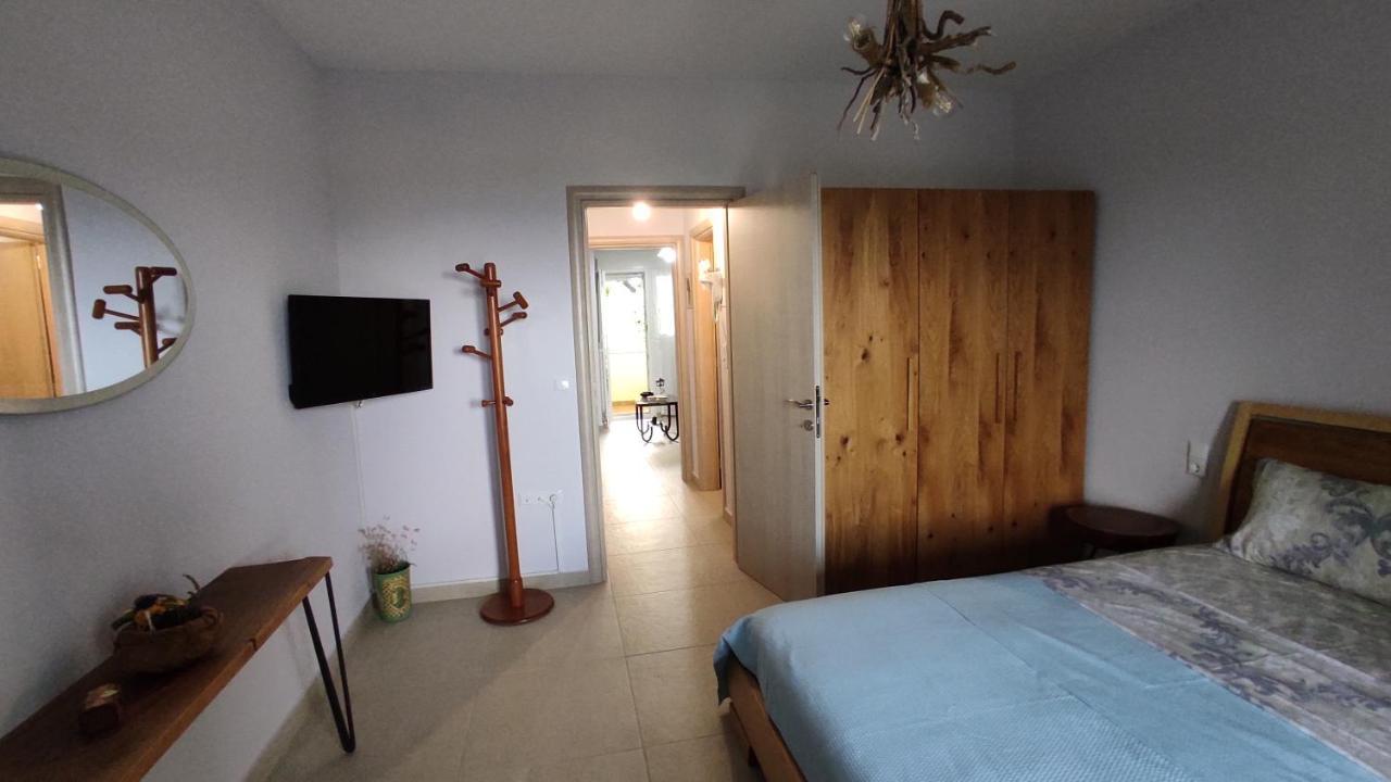 Asterias Maisonette & Apartments Kariani Bagian luar foto