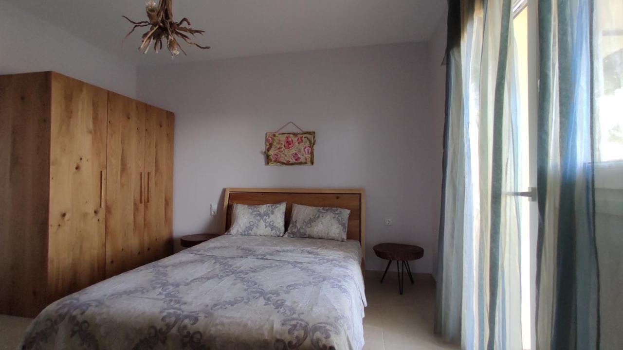 Asterias Maisonette & Apartments Kariani Bagian luar foto