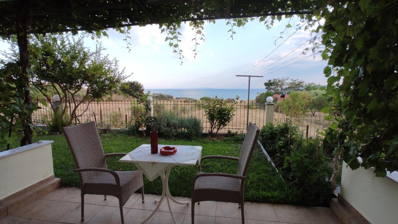 Asterias Maisonette & Apartments Kariani Bagian luar foto